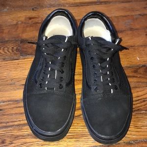 All black Vans